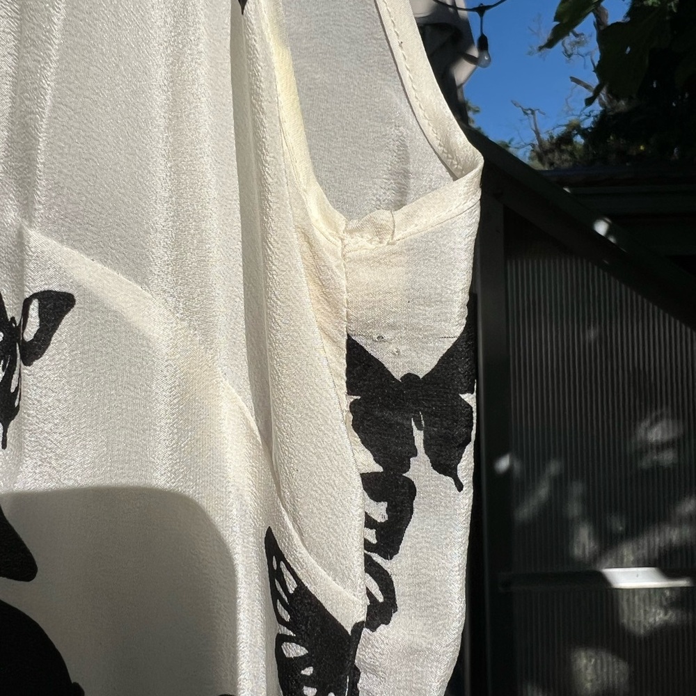 100% Silk Butterfly Top szS - Picture 6 of 15